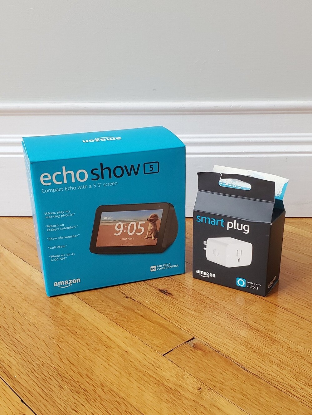 Amazon Echo Show 5 and Smart Plug - Teal and Black Packaging